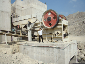 時(shí)產(chǎn)100噸破碎機(jī)有哪些？多少錢(qián)？