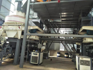 立式?jīng)_擊式破碎機(jī)選型及報(bào)價