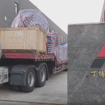 俄羅斯69線配套設備第一車出發(fā)