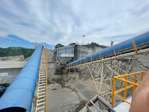 建筑垃圾破碎機(jī)輕松解決破碎混凝土