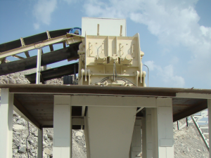 反擊式破碎機性能有哪些？